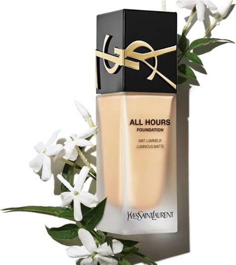 all hours foundation ysl opinie